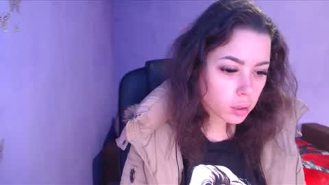 Snapshot of prettyjulliette chatting on December 23, 11:04 am prettyjulliette online show from December 23, 11:04 am