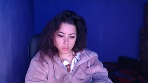Snapshot of prettyjulliette chatting on December 30, 11:26 am prettyjulliette online show from December 30, 11:26 am