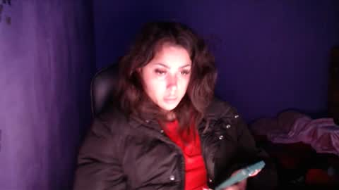 Snapshot of prettyjulliette chatting on January 5, 2:41 pm prettyjulliette online show from January 5, 2:41 pm