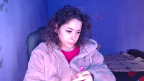 Snapshot of prettyjulliette chatting on January 12, 10:23 am prettyjulliette online show from January 12, 10:23 am