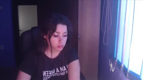Snapshot of prettyjulliette chatting on February 2, 10:13 am prettyjulliette online show from February 2, 10:13 am