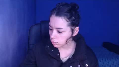 Snapshot of prettyjulliette chatting on February 7, 10:40 am prettyjulliette online show from February 7, 10:40 am