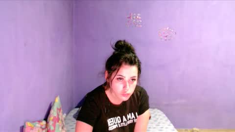 Snapshot of prettyjulliette chatting on February 23, 4:46 pm prettyjulliette online show from February 23, 4:46 pm
