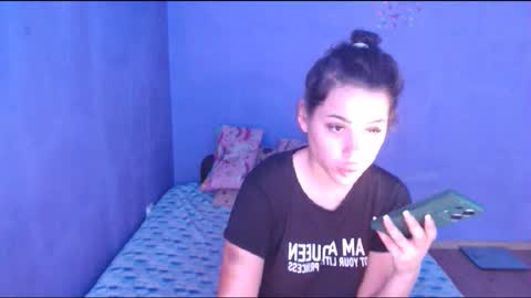 Snapshot of prettyjulliette chatting on March 7, 10:24 am prettyjulliette online show from March 7, 10:24 am