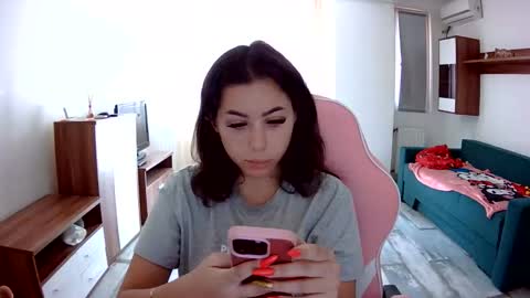 Snapshot of prettyjulliette chatting on September 15, 12:38 pm prettyjulliette online show from September 15, 12:38 pm