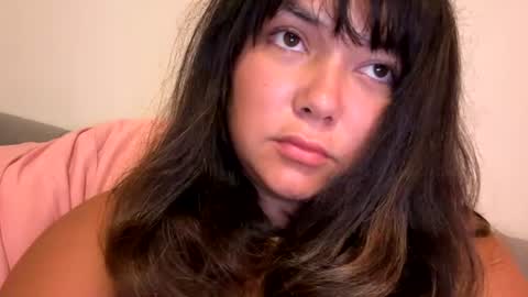 Snapshot of prettylatinamomma01 chatting on July 16, 12:05 am prettylatinamomma01 online show from July 16, 12:05 am