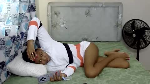 Prettylemmy online show from October 13, 12:38 pm