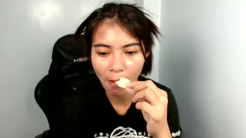 prettylittle_lady online show from June 9, 12:55 am