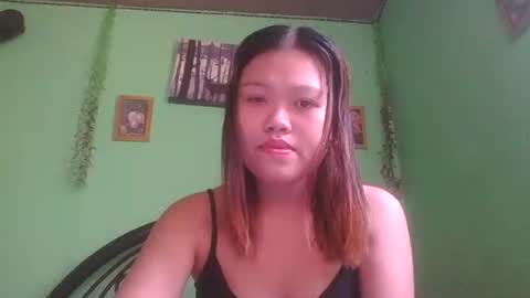 prettymae756493 online show from April 18, 3:43 am