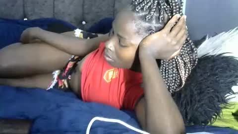 prettynancy19 online show from March 5, 8:05 pm