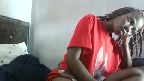 prettynancy19 online show from March 9, 8:51 am