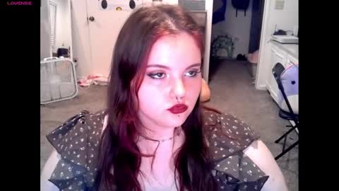 pretttypearl online show from September 9, 9:20 am