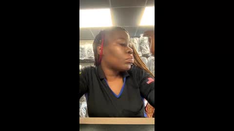 prettypinkpussy615 online show from February 19, 9:44 pm