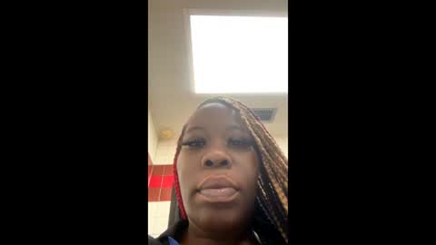 prettypinkpussy615 online show from February 21, 10:55 pm