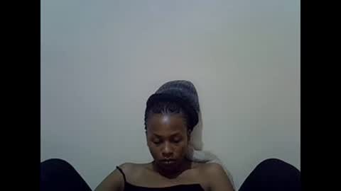 Snapshot of prettyqueenn1 chatting on January 10, 10:50 am sharon online show from January 10, 10:50 am