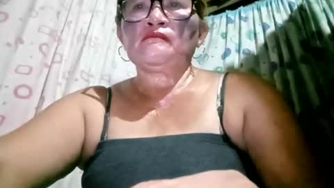prettyrose01 online show from June 9, 1:01 pm