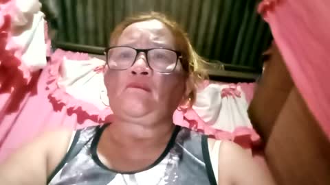 prettyrose01 online show from July 30, 1:54 pm