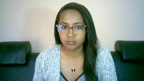 Snapshot of prettysexy3601 chatting on June 27, 9:36 am prettysexy3601 online show from June 27, 9:36 am