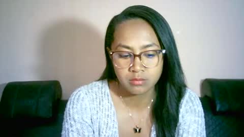 Snapshot of prettysexy3601 chatting on July 1, 5:42 am prettysexy3601 online show from July 1, 5:42 am