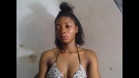 prettysexy6 online show from April 7, 8:15 am