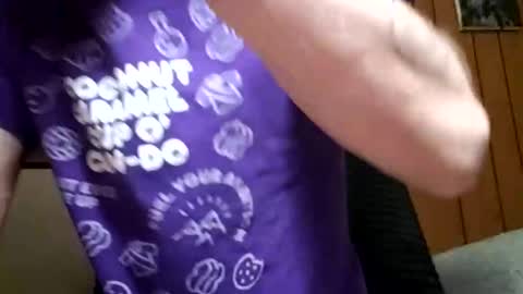 prettysolidd7 online show from February 9, 8:33 am