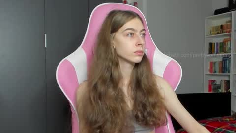 Sophie  next stream will be at Monday  i will wait you guys  online show from October 15, 5:40 am