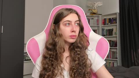 Sophie  next stream will be at Monday  i will wait you guys  online show from June 5, 6:42 am