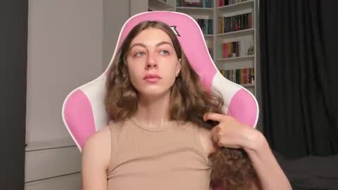 Snapshot of prettysomething chatting on July 9, 5:44 am Sophie next stream will be at Monday i will wait you guys online show from July 9, 5:44 am