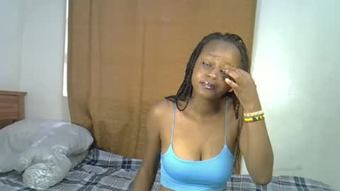 Snapshot of prettytess chatting on May 11, 6:30 am prettytess online show from May 11, 6:30 am