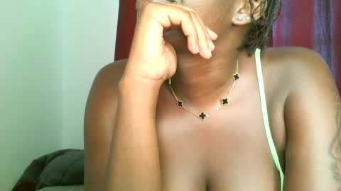 Snapshot of prettyvishy chatting on January 13, 6:06 am prettyvishy online show from January 13, 6:06 am