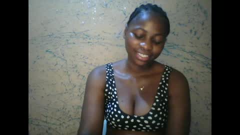 prettyxxpac online show from April 17, 2:25 am