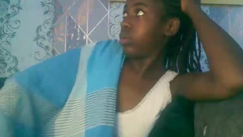 prettyzuzu online show from October 29, 3:20 am