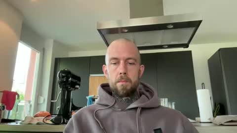 prfessor online show from April 18, 8:29 am