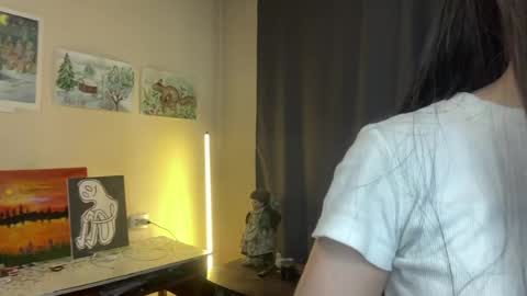 Snapshot of pricillahoinacki chatting on April 24, 11:12 am Amelia online show from April 24, 11:12 am
