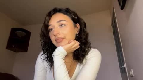 Sofi online show from December 1, 12:21 pm