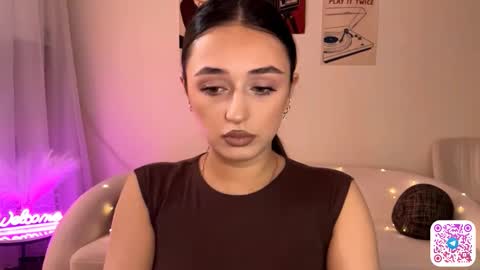 Sofi online show from March 24, 11:04 am