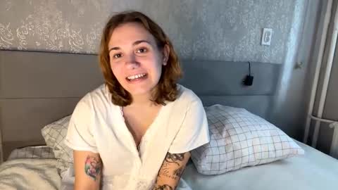 Snapshot of primrosebrabsona chatting on October 13, 8:14 am Anna Vdovoch online show from October 13, 8:14 am