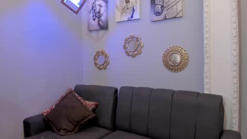 Snapshot of prince_arthur77 chatting on February 21, 12:39 pm prince_arthur77 online show from February 21, 12:39 pm