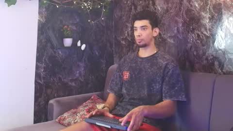 prince_arthur77 online show from February 3, 4:12 pm