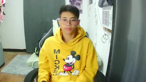 prince_harrison online show from April 23, 3:03 pm