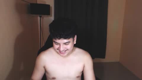 Snapshot of prince_killian chatting on October 21, 7:25 pm Killian online show from October 21, 7:25 pm