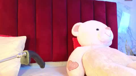 Snapshot of prince_poppy_ chatting on November 5, 9:04 pm PRINCEPOPPY online show from November 5, 9:04 pm