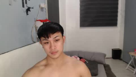 Snapshot of princeadrianx chatting on November 5, 5:24 pm Prince Adrian online show from November 5, 5:24 pm