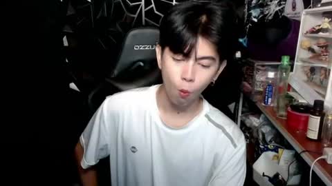 princecalix online show from June 20, 6:11 pm