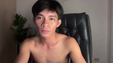 Snapshot of princecharlotte chatting on February 11, 11:04 am Charls online show from February 11, 11:04 am