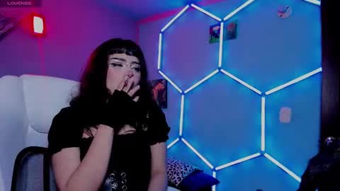 Snapshot of princesita_valija chatting on October 23, 3:17 am Beth online show from October 23, 3:17 am