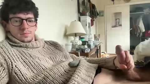 Peaches online show from March 19, 6:34 pm