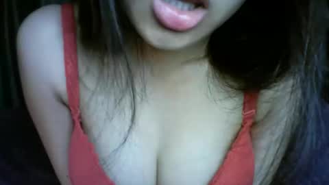 Snapshot of princess916446 chatting on February 6, 5:23 am princess online show from February 6, 5:23 am