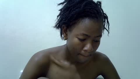 Snapshot of princess_0 chatting on July 18, 9:35 am Princess online show from July 18, 9:35 am