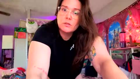 Snapshot of princess__kitty__ chatting on March 6, 7:43 pm Princess Kitty online show from March 6, 7:43 pm